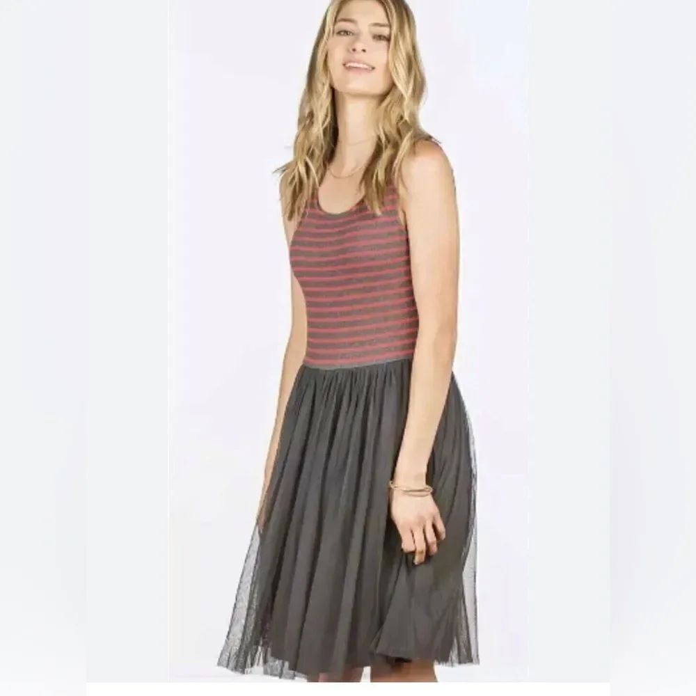NWT Matilda Jane T'WAS THE NIGHT Dress Medium M Red Stripes Tulle Overlay Twas